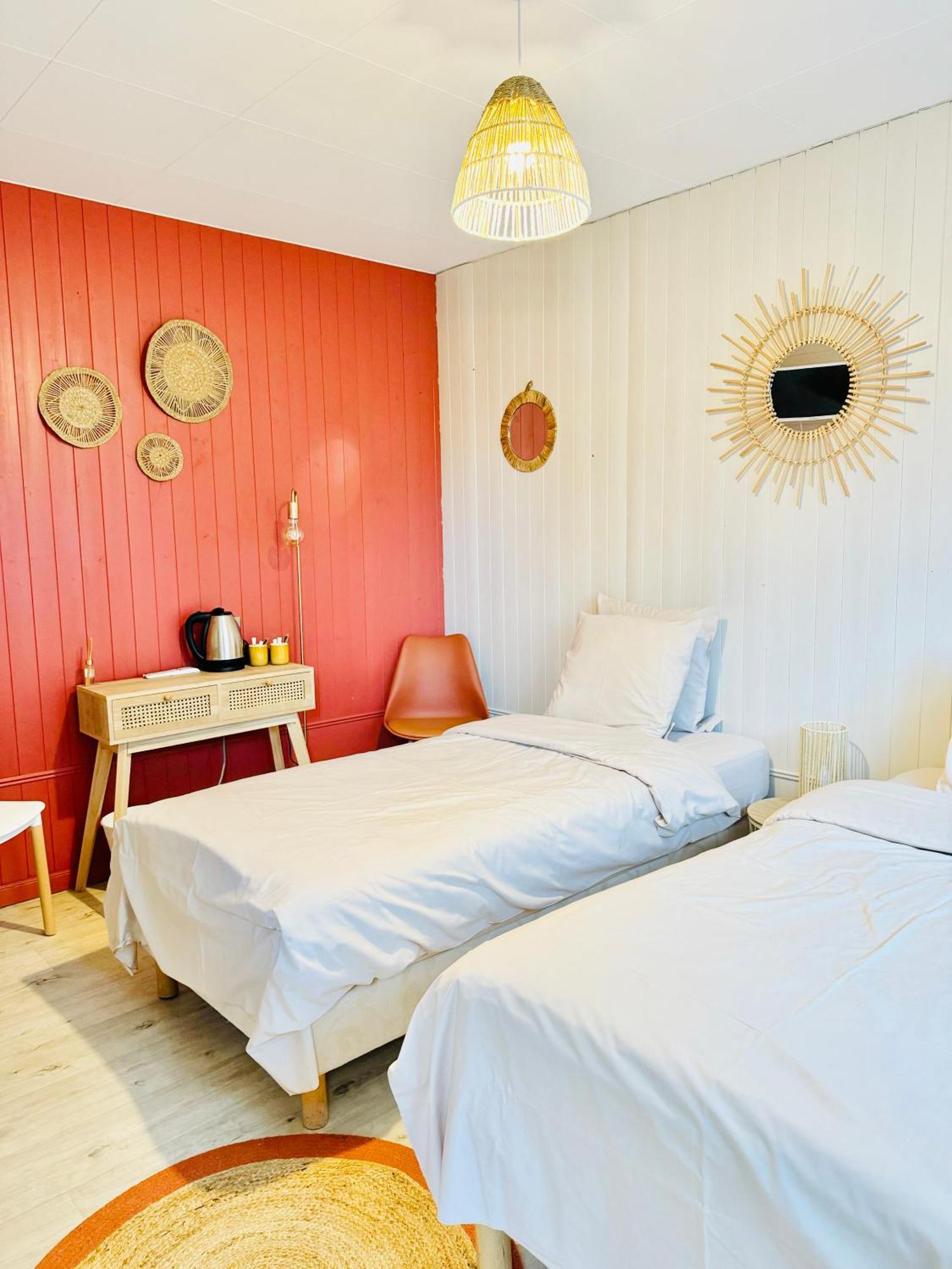 Motel Les Broussailles Mesves-sur-Loire Exterior foto